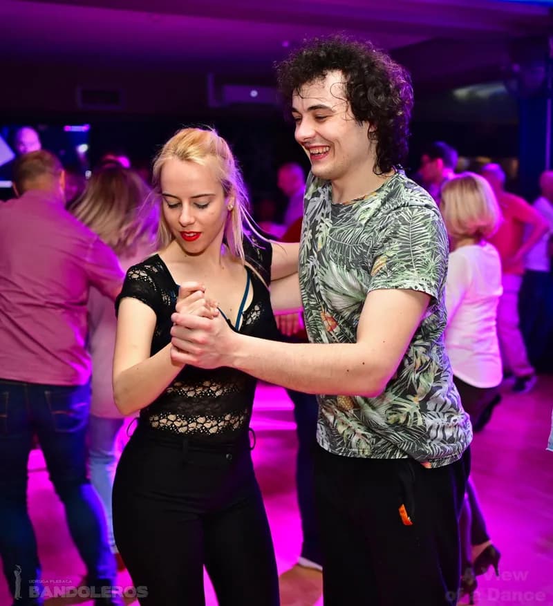 Salsa Metropolis Party 04.05.2024