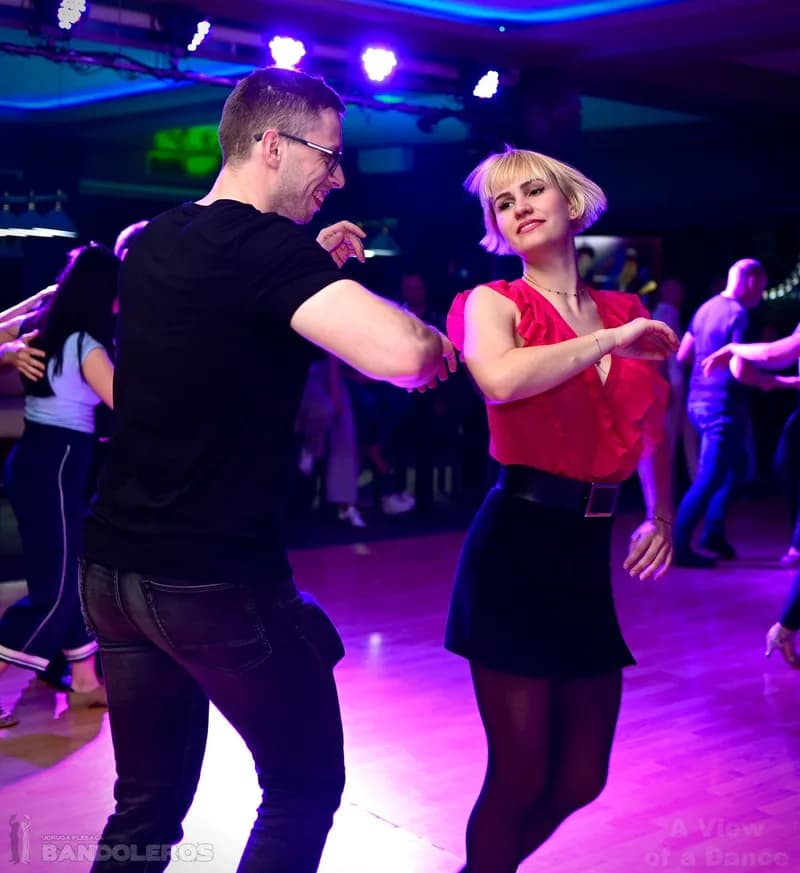 Salsa Metropolis Party 04.05.2024