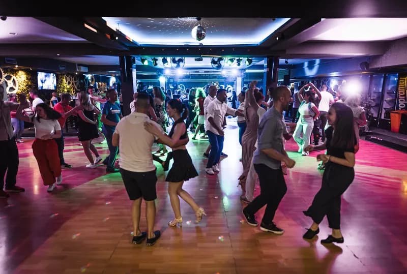Salsa & Sensual Metropolis Weekend Party 07.06.2025